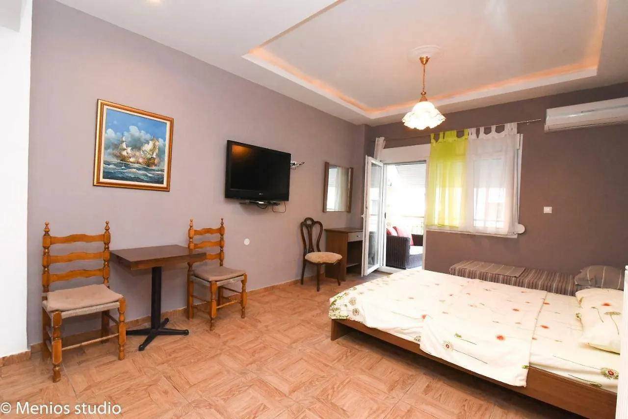 Menios Apartments And Studios Nea Kallikrateia Greece