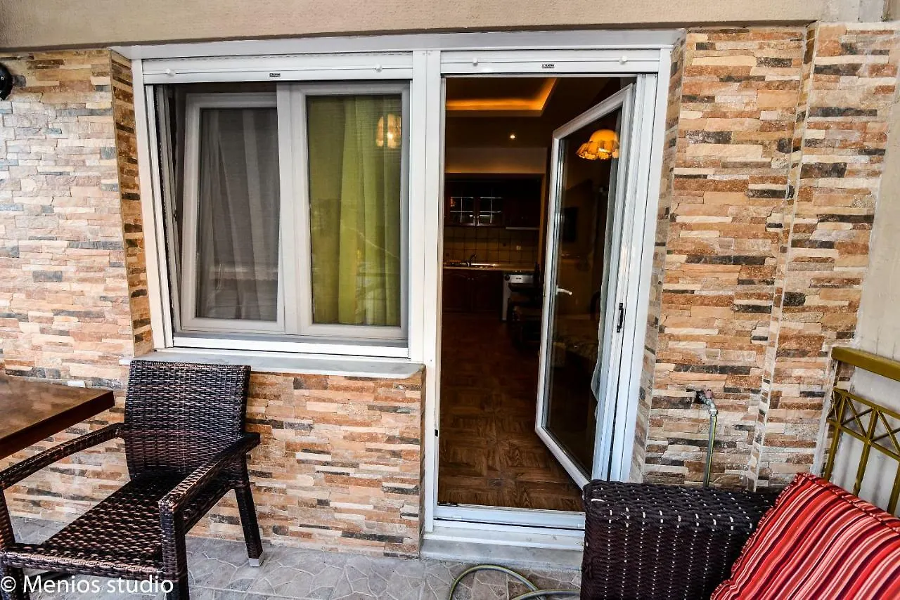 Menios Apartments And Studios Nea Kallikrateia