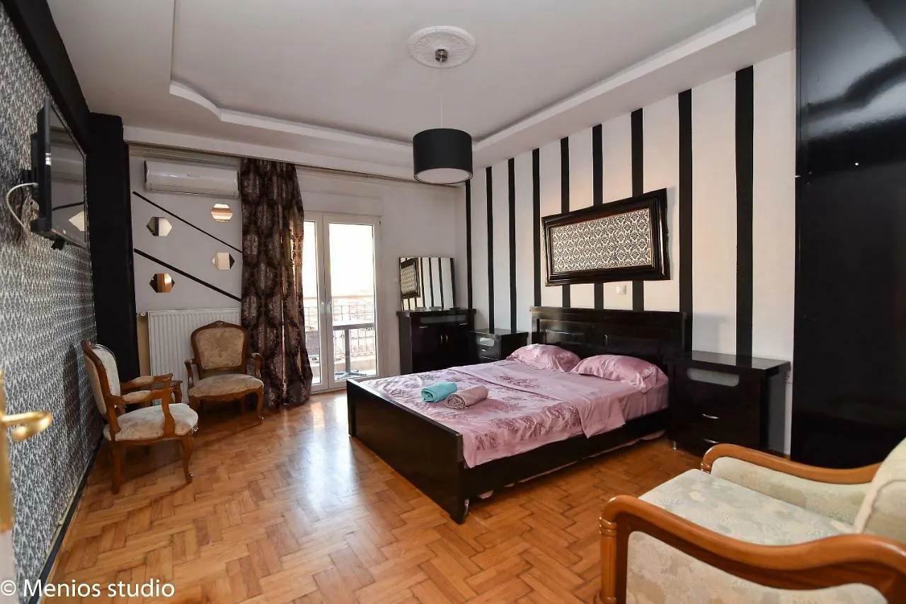 Menios Apartments And Studios Nea Kallikrateia