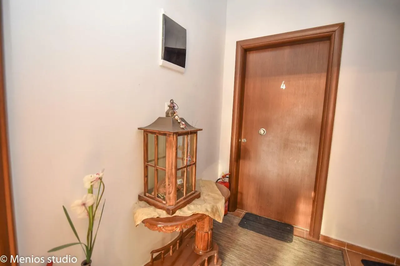 Menios Apartments And Studios Nea Kallikrateia 0*,