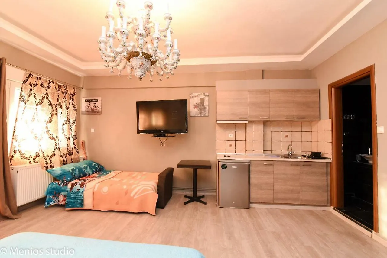 Menios Apartments And Studios Nea Kallikrateia