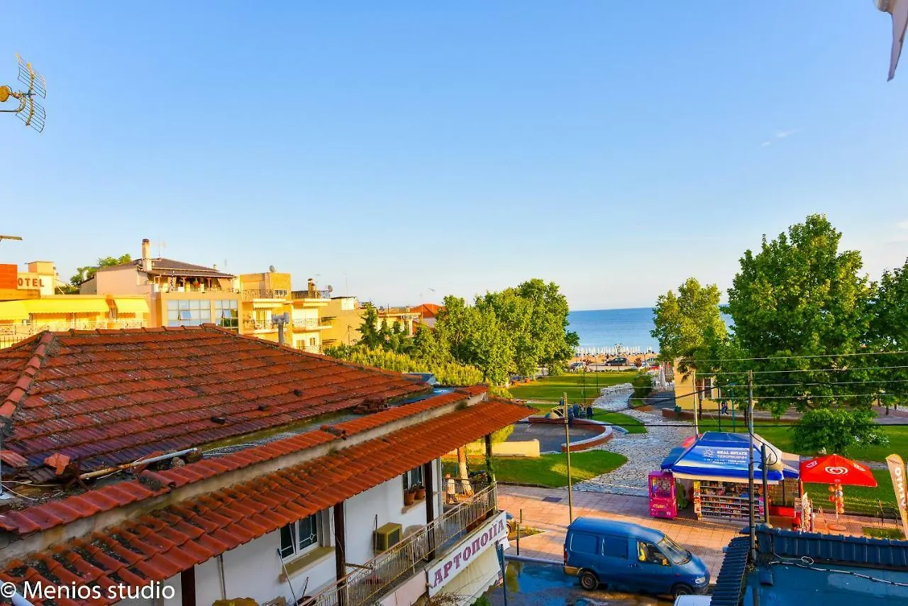 Menios Apartments And Studios Nea Kallikrateia